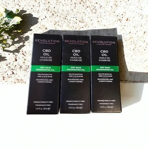 Revolution Skincare Nourishing Oil Designed to calm & smoothe (Lot of 3)